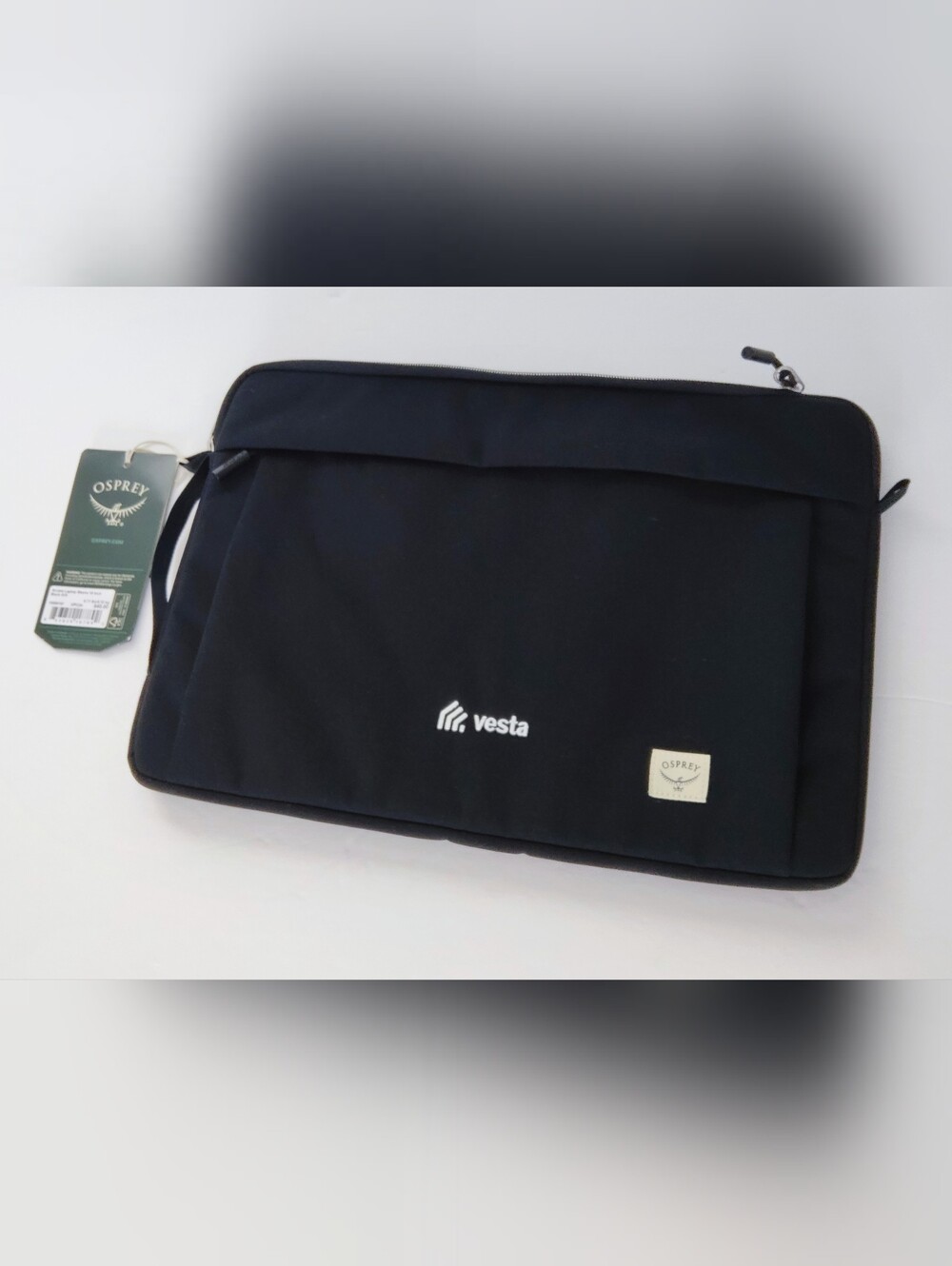 NWT. Osprey Arcane Black Laptop Sleeve. 11×16×1.